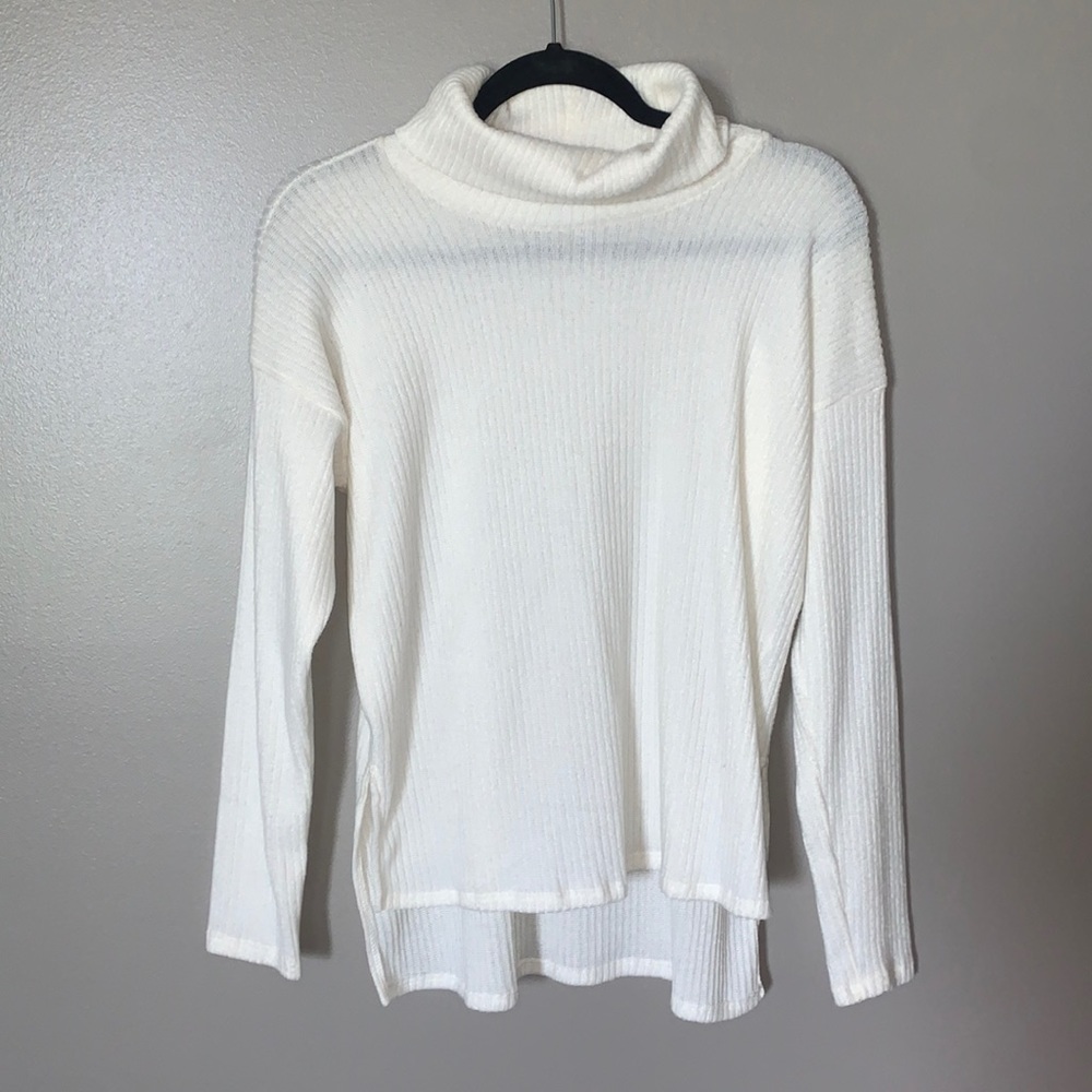 Turtle Neck Sweater White/Cream Small